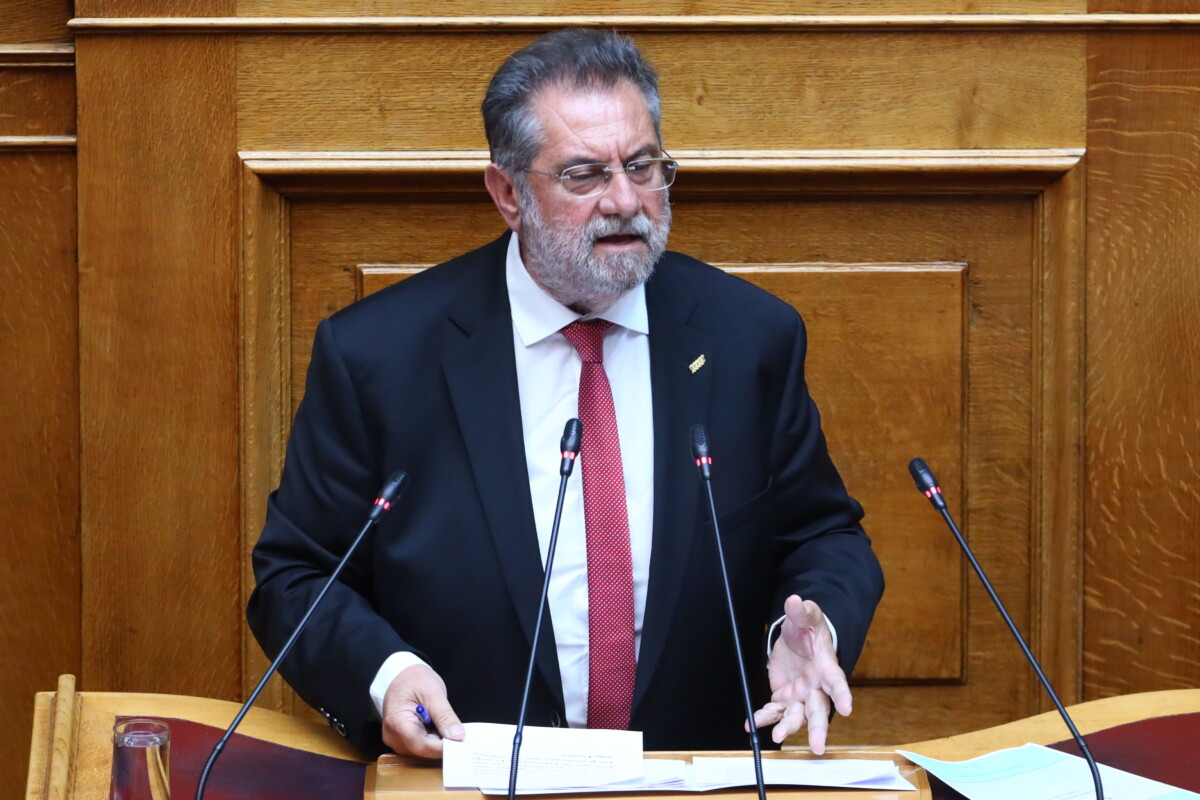 &Alpha;&nu;&delta;&rho;έ&alpha;&sigmaf; &Pi;&alpha;&nu;&alpha;&gamma;&iota;&omega;&tau;ό&pi;&omicron;&upsilon;&lambda;&omicron;&sigmaf; / &Alpha;&nu;&epsilon;&xi;&alpha;&rho;&tau;&eta;&tau;&omicron;&pi;&omicron;&iota;ή&theta;&eta;&kappa;&epsilon; &omicron; &beta;&omicron;&upsilon;&lambda;&epsilon;&upsilon;&tau;ή&sigmaf; &tau;&omicron;&upsilon; &Sigma;&Upsilon;&Rho;&Iota;&Zeta;&Alpha;