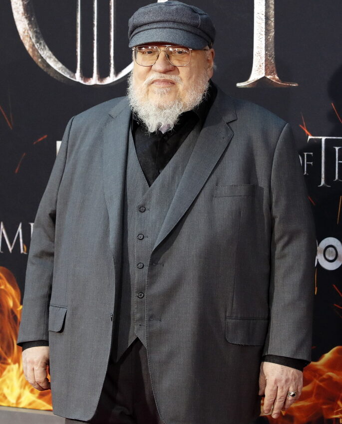 George R. R. Martin / &Omicron; &sigma;&upsilon;&gamma;&gamma;&rho;&alpha;&phi;έ&alpha;&sigmaf; &pi;&omicron;&upsilon; &epsilon;&nu;έ&pi;&nu;&epsilon;&upsilon;&sigma;&epsilon; &tau;&omicron; &laquo;Game of Thrones&raquo; &mu;ί&lambda;&eta;&sigma;&epsilon; &alpha;&nu;&omicron;&iota;&chi;&tau;ά &gamma;&iota;&alpha; &tau;&eta;&nu; &kappa;&alpha;&tau;ά&theta;&lambda;&iota;&psi;ή &tau;&omicron;&upsilon;