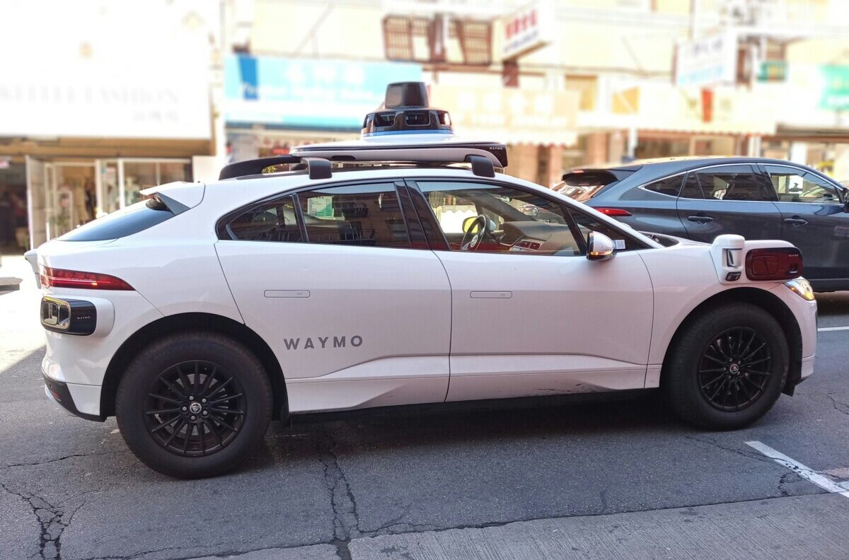Waymo / &Pi;ώ&sigmaf; &tau;&alpha; &rho;&omicron;&mu;&pi;&omicron;&tau;&alpha;&xi;ί &pi;&rho;&omicron;&kappa;ά&lambda;&epsilon;&sigma;&alpha;&nu; &chi;ά&omicron;&sigmaf; &sigma;&tau;&omicron; &Sigma;&alpha;&nu; &Phi;&rho;&alpha;&nu;&sigma;ί&sigma;&kappa;&omicron;