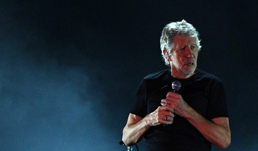 Roger Waters critique vivement James Hetfield et les Metallica