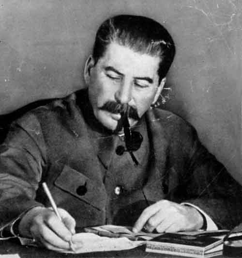 Η αποκατάσταση του Ιωσήφ Στάλιν από τον Βλαντιμίρ Πούτιν