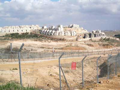 Το πάγωμα των ισραηλινών εποικισμών προϋπόθεση για τις ειρηνευτικές συνομιλίες