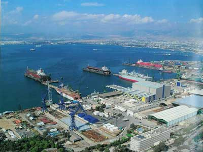 Κάλεσμα της ΓΣΕΕ προς την κυβέρνηση για τα ναυπηγεία