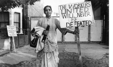 Απεργοί με σάρι στη Μ. Βρετανία της δεκαετίας του ’70