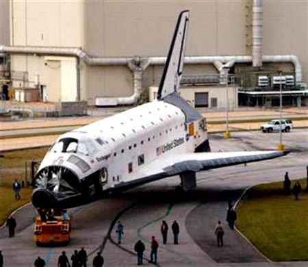 Εκτοξεύθηκε το διαστημικό λεωφορείο Endeavour