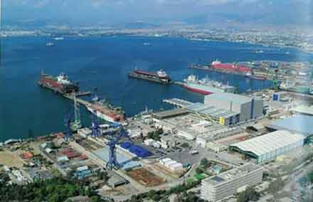 Παράταση στη διαπραγμάτευση για τα ναυπηγεία Σκαραμαγκά