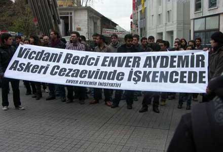 Ελληνική συμπαράσταση σε Τούρκους αντιρρησίες συνείδησης