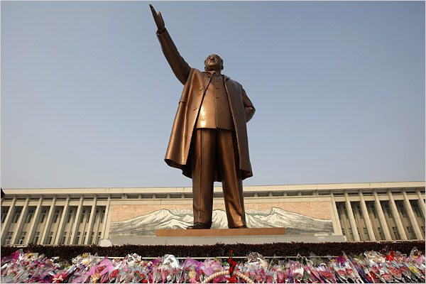 Η Β. Κορέα γιορτάζει τα 68α γενέθλια του ηγέτη της