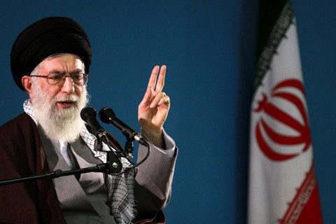 Χαμενεΐ: το Ιράν δεν επιδιώκει να κατασκευάσει πυρηνικά όπλα