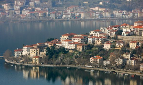 Προβλήματα στην Καστοριά από την αύξηση της στάθμης των υδάτων της λίμνης