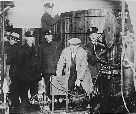 1920: ο «πόλεμος των Χημικών» στην Ποτοαπαγόρευση των ΗΠΑ