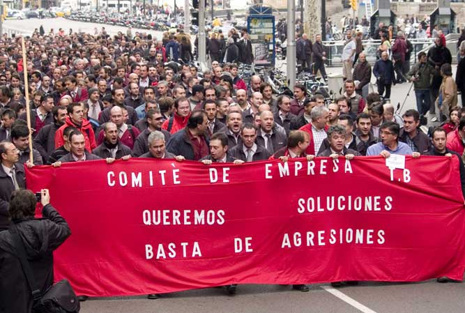 Στους δρόμους χιλιάδες Ισπανοί, κατά της μεταρρύθμισης του εργασιακού