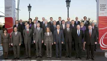 Υπέρ των κοινών συνεδριάσεων Ευρωπαίων υπουργών Εξωτερικών και Άμυνας ο Βενιζέλος