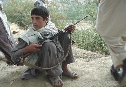 Περίπου 350 νεκρά παιδιά το 2009 στο Αφγανιστάν από τη δράση των ξένων δυνάμεων
