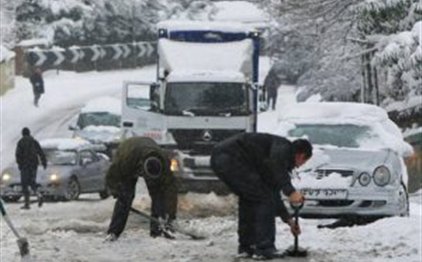 Χειμωνιάτικο το σκηνικό σε κεντρική και βόρεια Ελλάδα