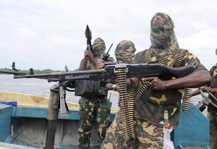 Νιγηρία: Οι αντάρτες απειλούν να επιτεθούν σε εγκαταστάσεις της Total
