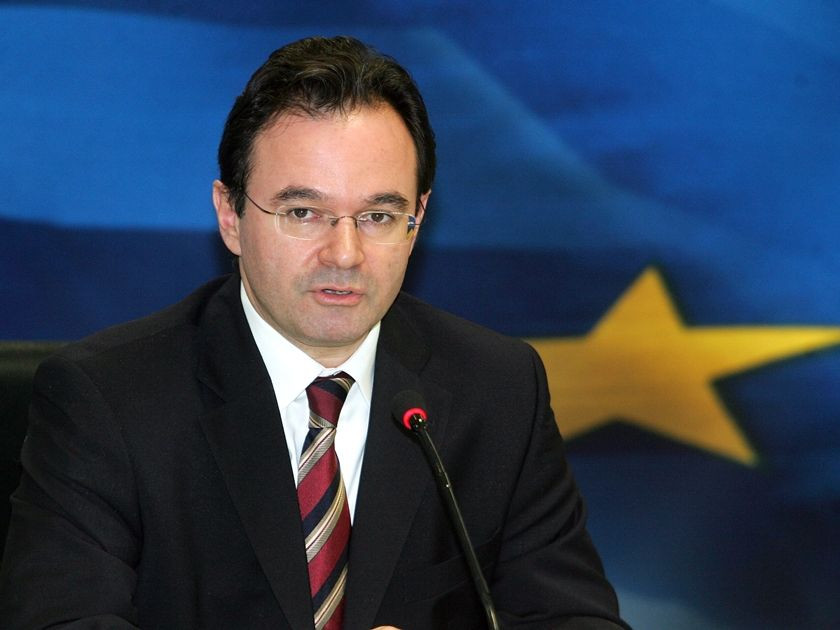 Γ. Παπακωνσταντίνου: «Η Ελλάδα δεν πάει στη Σύνοδο Κορυφής ως επαίτης»