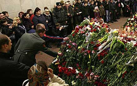 «Θέμα τιμής» η σύλληψη των υπευθύνων της βομβιστικής επίθεσης στη Μόσχα