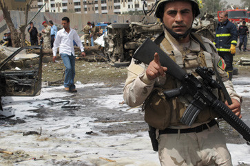 Ιράκ: Τουλάχιστον 30 νεκροί από βομβιστικές επιθέσεις σε πρεσβείες