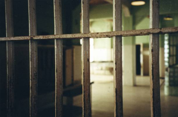 Απαγχονίστηκε 20χρονος κρατούμενος σε αστυνομικό τμήμα του Βόλου