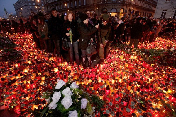 Εθνικό πένθος στην Πολωνία για τον θάνατο του προέδρου