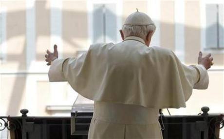 Βατικανό προς Επισκόπους: Αναφέρετε στις αρχές τα σεξουαλικά εγκλήματα ιερέων