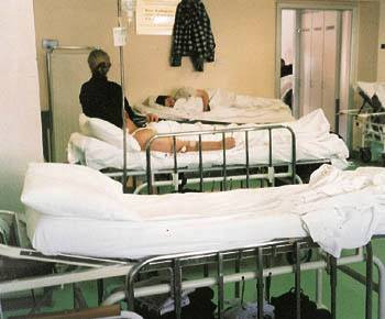 8 στους 10 φοβούνται τα ελληνικά νοσοκομεία
