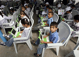 200.000 λάπτοπ για τα παιδιά της Γάζας