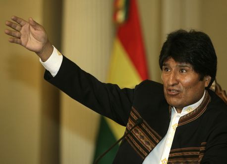 Εθνικοποίηση τριών εταιριών ηλεκτρικής ενέργειας στη Βολιβία
