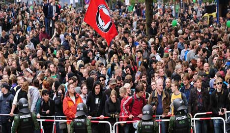 Αντιδιαδήλωση στο Βερολίνο εμπόδισε την πορεία νεοναζί