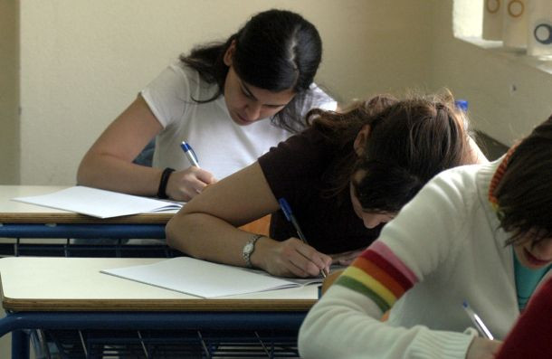 Καθηγητές δεν επέτρεψαν σε 3 μαθητές στη Χίο να δώσουν πανελλήνιες