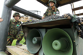 Όλο και πιο δυνατά ηχούν τα «τύμπανα του πολέμου» στην κορεατική χερσόνησο