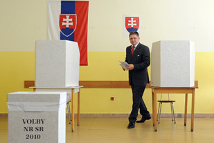 Προς συνασπισμό της δεξιάς στη Σλοβακία