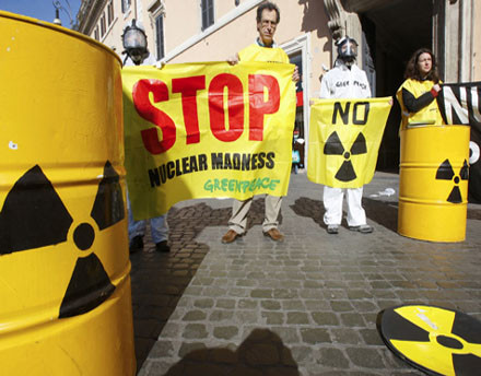 Σουηδία: Ακτιβιστές της Greenpeace «εισβάλλουν» σε πυρηνικό σταθμό