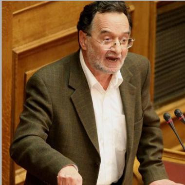 Ο Λαφαζάνης ο νέος κοινοβουλευτικός εκπρόσωπος του ΣΥΡΙΖΑ