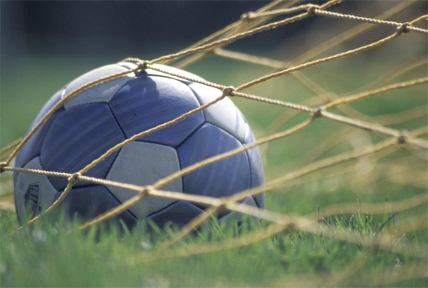 Το ποδόσφαιρο είναι καταφύγιο του σωβινισμού, του Ιαν Μπουρούμα