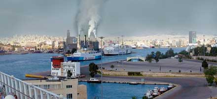 Τα «φονικά» μικροσωματίδια αναδεικνύουν πρωταθλητή το λιμάνι του Πειραιά