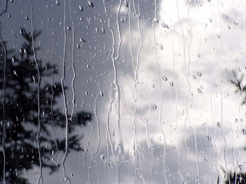Προβλήματα στη Θεσσαλονίκη από την έντονη βροχόπτωση