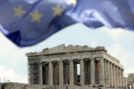 Υπέρ της αναδιάρθρωσης του ελληνικού χρέους τάσσεται η Ρωσία