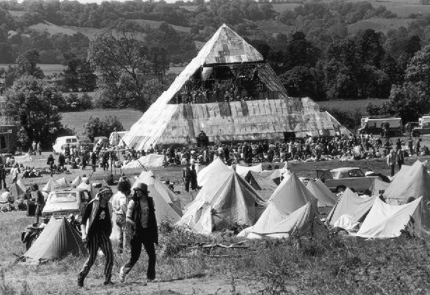 Glastonbury: Από τους χίπις στο μεγαλύτερο φεστιβάλ της Ευρώπης