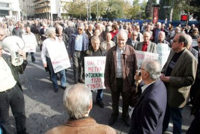 Διαμαρτυρίες εργαζομένων και συνταξιούχων στο κέντρο της Αθήνας