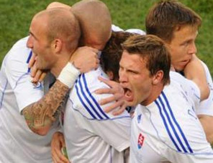 Σλοβακία-Ιταλία 3-2, Παραγουάη-Ν. Ζηλανδία 0-0