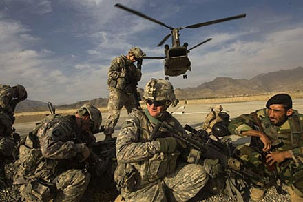 Το ΝΑΤΟ σκότωσε κατά λάθος 6 Αφγανούς στρατιώτες