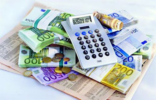 Στα 50 δισ. ευρώ η διαφεύγουσα φορολογητέα ύλη
