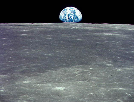 Άνυδρο το εσωτερικό της Σελήνης, σύμφωνα με νέα έρευνα