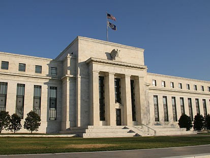 ΗΠΑ: Η Fed επαναφέρει μέτρα για τη «στήριξη της οικονομίας»