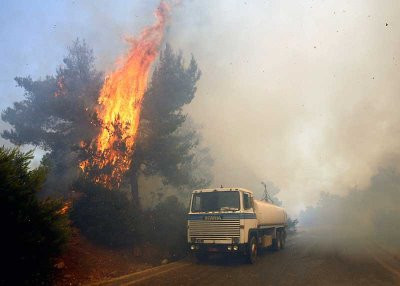 Πυρκαγιές σε Ιόνιο, Θεσπρωτία, Κυπαρισσία και Μεγαλόπολη