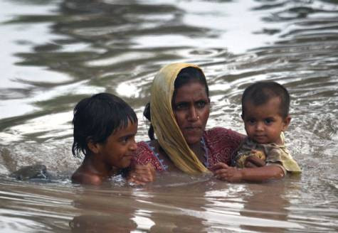 Πακιστάν: 4 εκατ. άστεγοι από τις πλημμύρες
