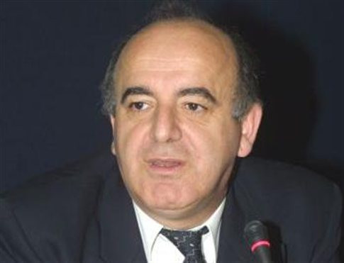 Στόχος ληστών ο πρώην υφυπουργός Οικονομίας Απ. Φωτιάδης