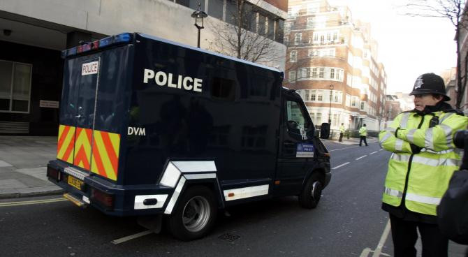 Στέλεχος της MI6 βρέθηκε νεκρό σε διαμέρισμα στο Λονδίνο